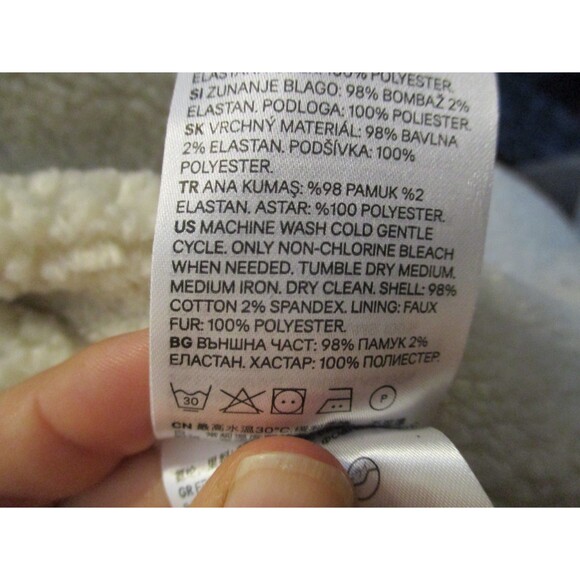 H&M Divided Womens Sz 8 Sherpa Lined Denim Jacket Blue Jean Coat Full Zip - Picture 9 of 9